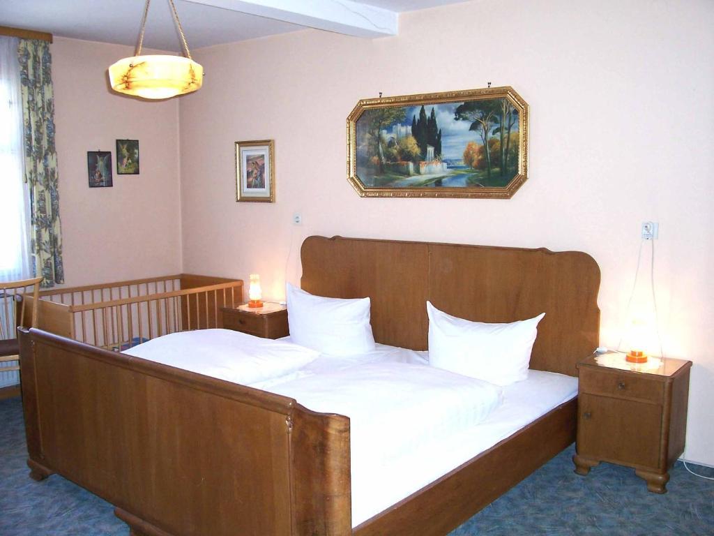 Hotel Krone Goessweinstein Room photo